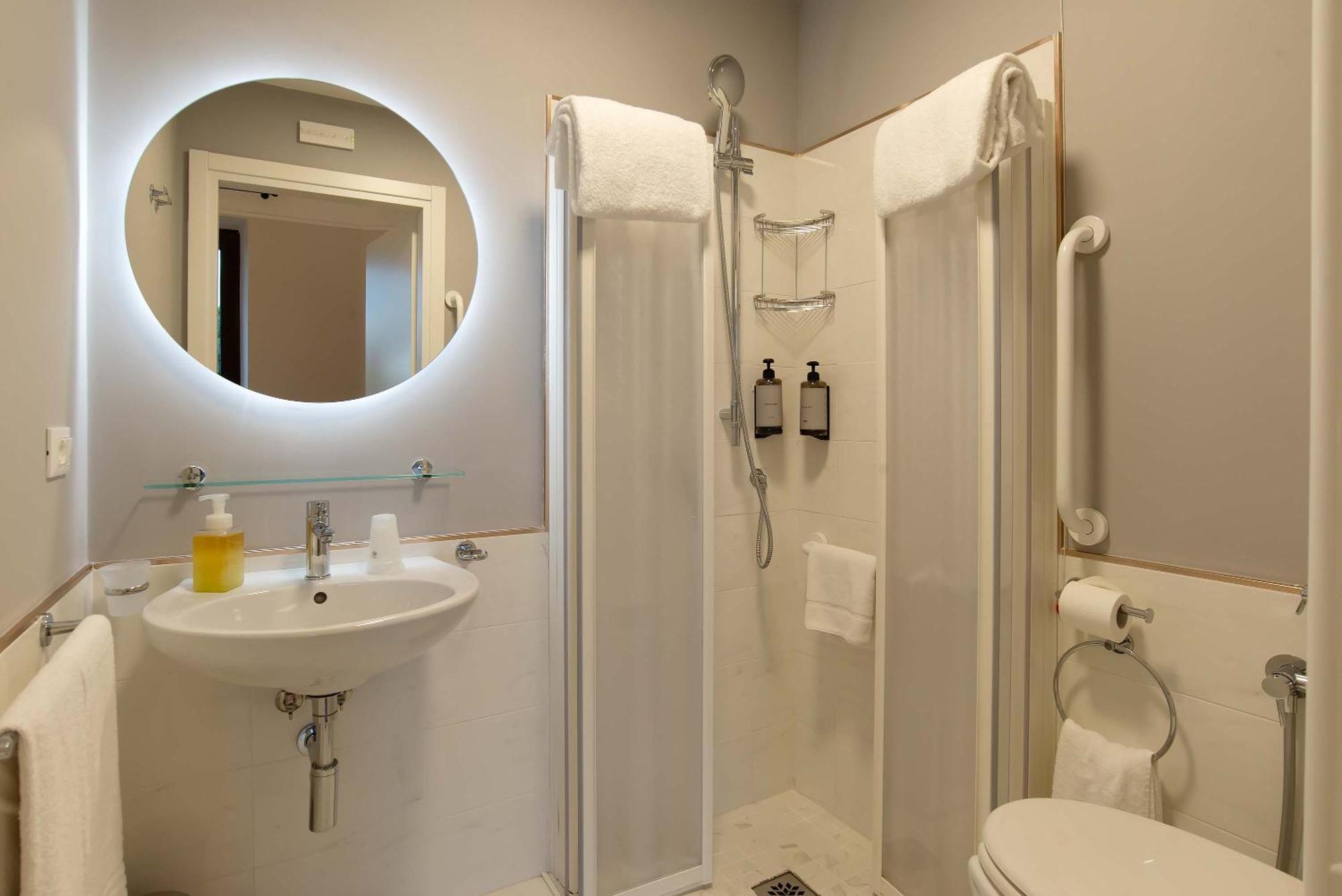 Hotel Delle Civette โรม ภายนอก รูปภาพ